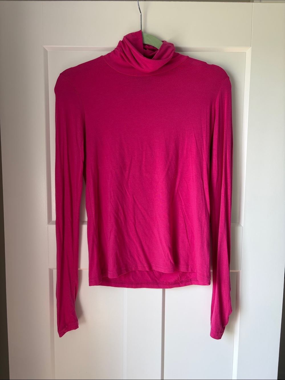 SNO SKINS Bright Fuchsia Turtleneck Long Sleeve Top